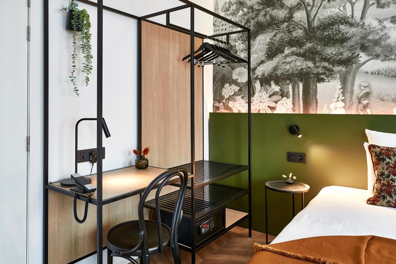 Floris Ustel Midi Hotel