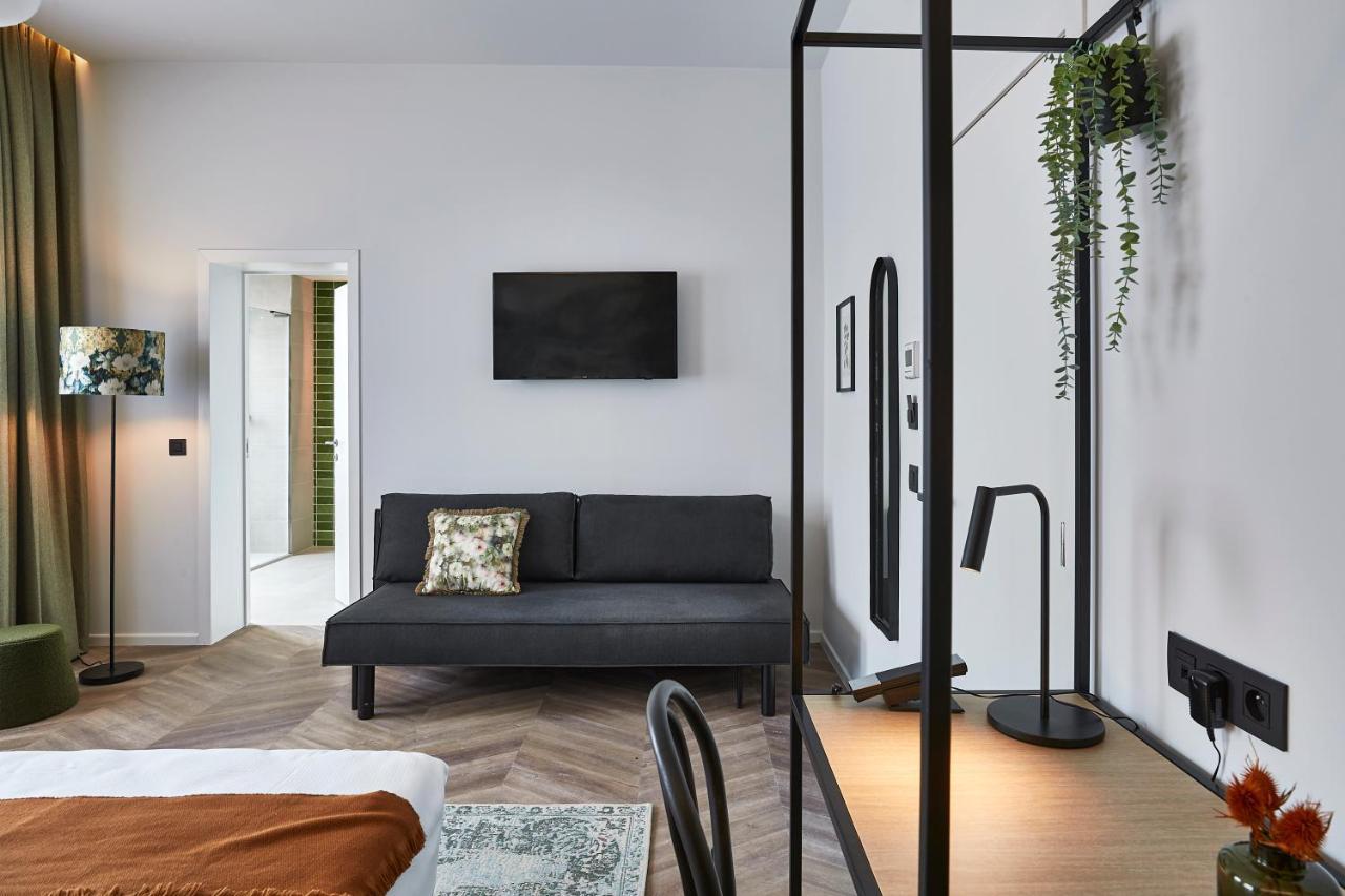 Floris Ustel Midi