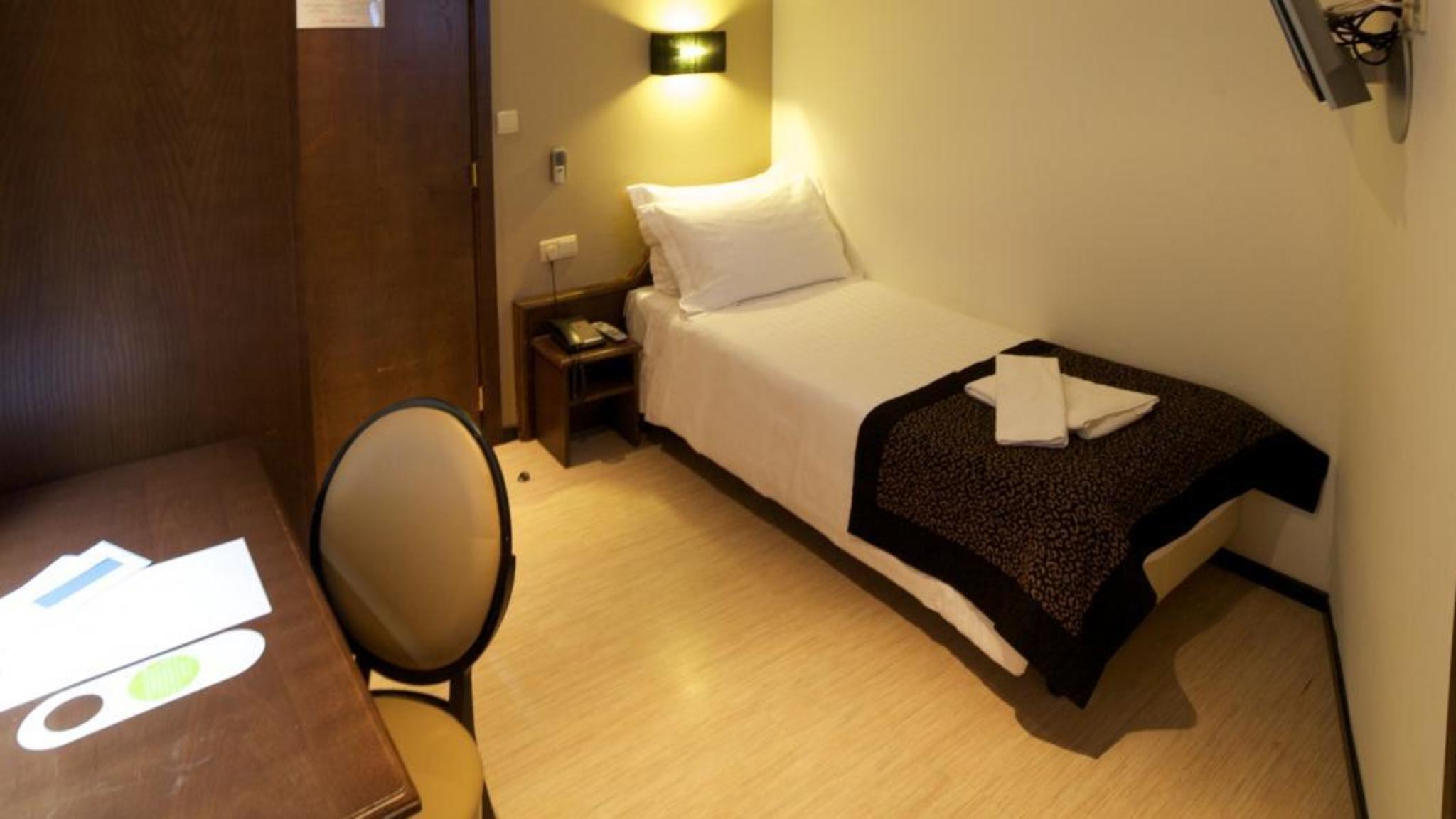 Hotel Floris Ustel Midi 3*