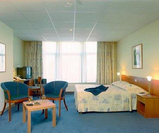 Hotel Floris Ustel Midi 3*